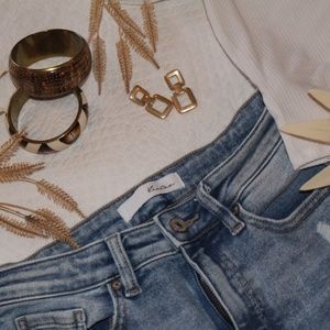 ALMOST NEW! BOHME KanCan Estilo Distressed Jeans **ONLY WORN 1 TIME**